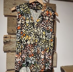 Cable & Gauge Floral Sleeveless Women's Top